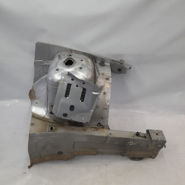 Longarina Caixa Roda Esquerda Mercedes C200 11 12 2013 Mn207