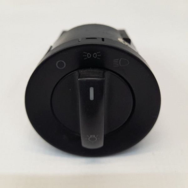 Botão Farol Milha Vw Polo Hath Sedan 2002 A 2006 Yz185