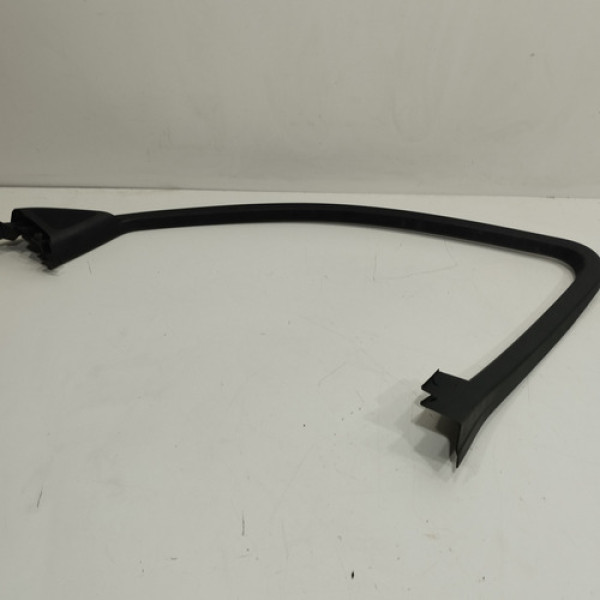 Guarnição Dianteira Direita Audi Q3 2016 2020 Bc940