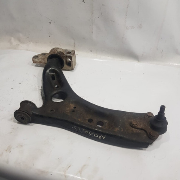 Bandeja Balança Com Pivô Dianteira Direita Tiguan 07 18 St04