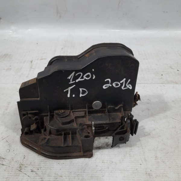 Fechadura Traseira Direita Bmw 120i 2016 Ab796