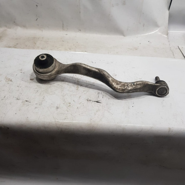 Braço Superior Suspensão Dianteiro Esq  Bmw 120i 2016 St80
