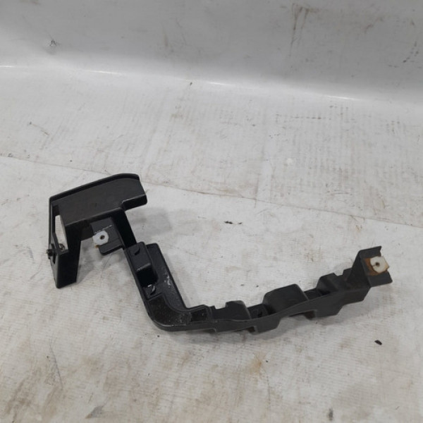 Guia Do Parachoque Traseiro Esq Land Rover Vogue 2016  I257