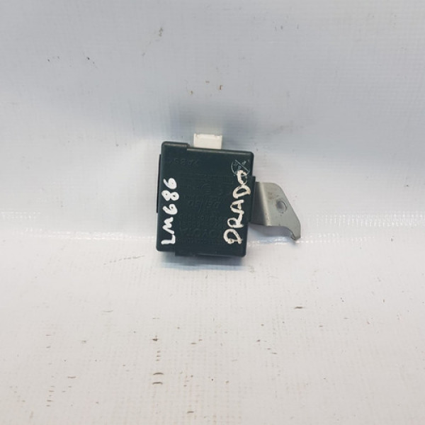 Módulo Trava Elétrica Toyota Land Cruiser Prado 2008  Lm686