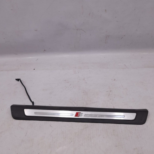 Soleira Da Porta Dianteira Direita Audi Q5 2023 Bc143