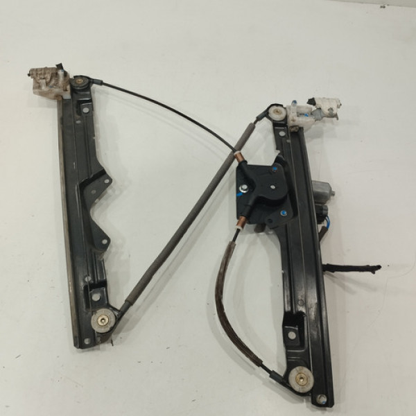 Máquina Vidro Dianteira Direita  Sentra 2.0 2008 12 C451