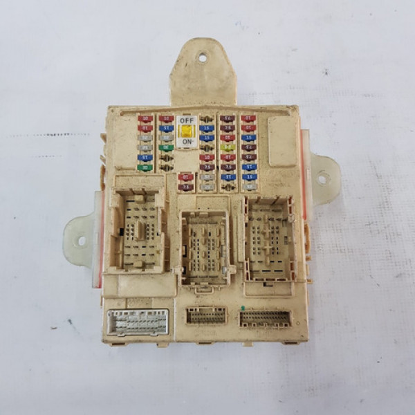 Caixa De Fusiveis E Relê Hyundai I30 2.0 2010/2013 Lm1007