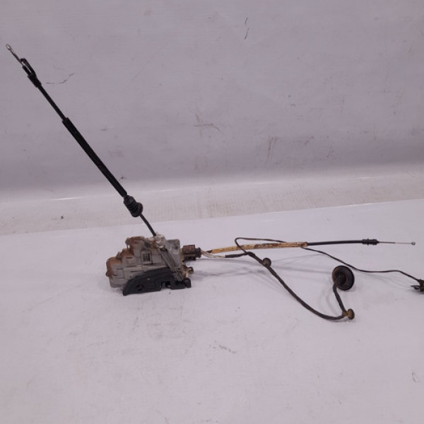 Fechadura Porta Traseira Esquerda Passat 2015  Ab334