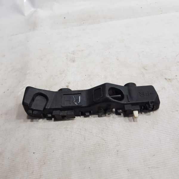 Guia Do Parachoque Lado Direito Kia Cerato 2020   I242