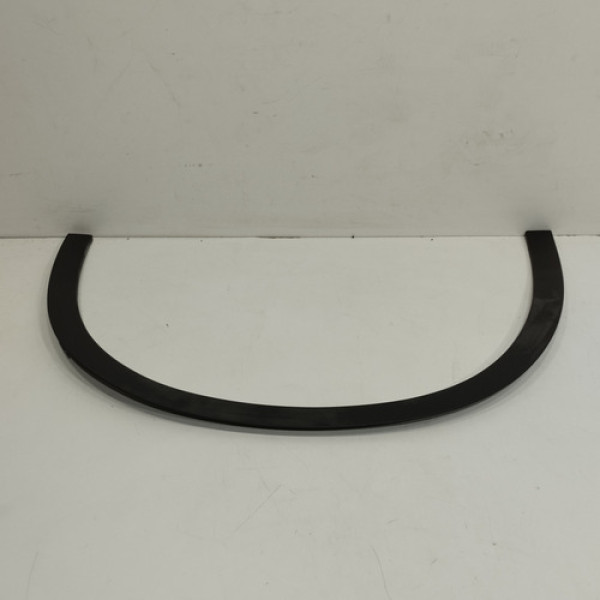 Moldura Paralama Dianteiro Direito Gla200 2016 2019 N671