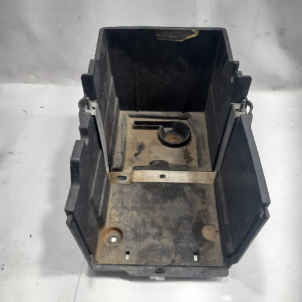 Suporte Da Caixa De Bateria Focus 2015  Qr199