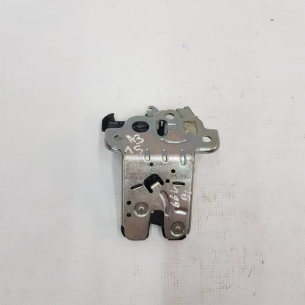 Fechadura Da Tampa Traseira Audi A3 2015 A 2019 Ab179