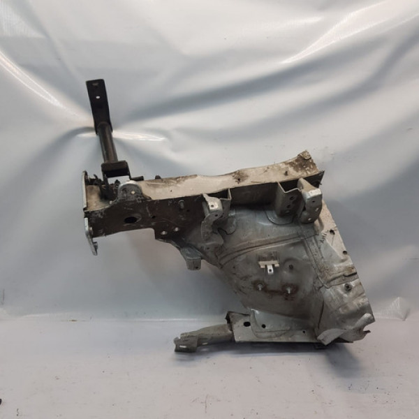 Longarina Caixa Roda Esquerda Jetta 2014 2015 2016 Mn70