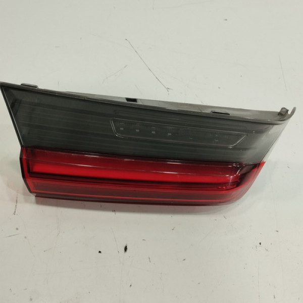 Lanterna Tampa Esquerda Bmw 320i 2019 2022 Fg623