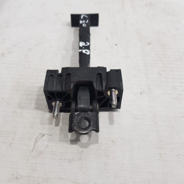 Limitador Da Porta 2p Dian Esq Mercedes C30 2013 Pq173 