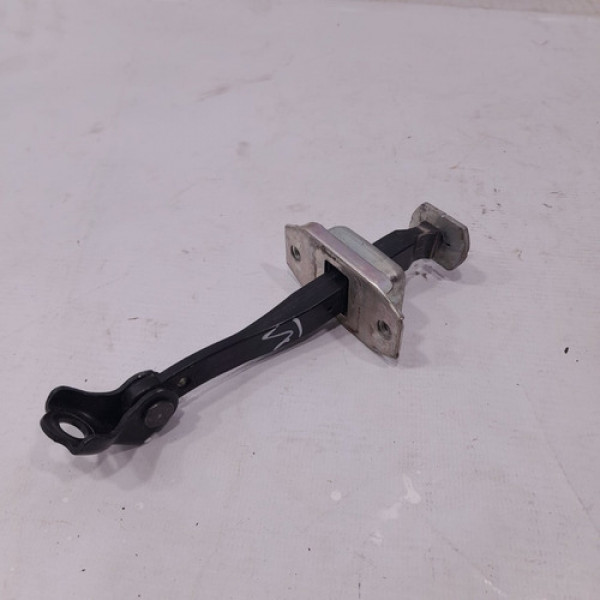 Limitador Porta Dianteira Direita Nissan Sentra 2015  Pq112