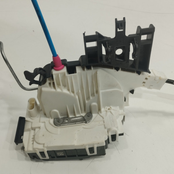 Fechadura Porta Traseira Direita Gla200 2016 2019 Ab1781