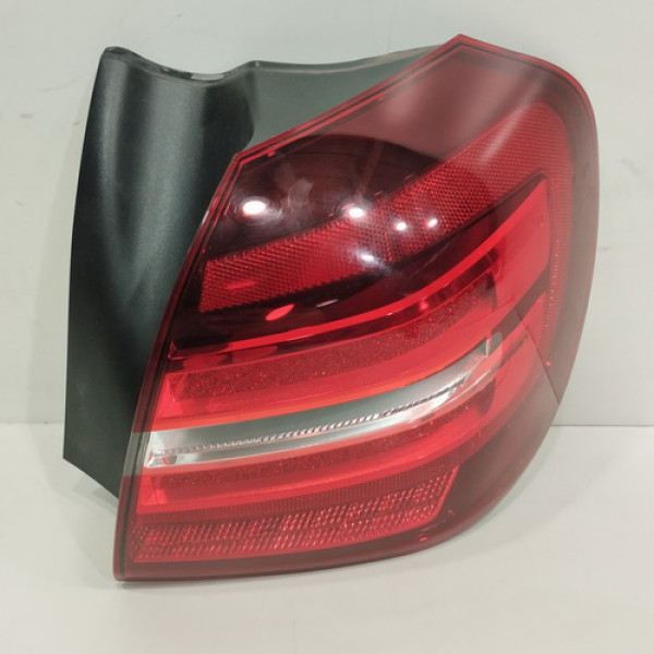 Lanterna Direita Mercedes Gla200 2016 2019 Fg667
