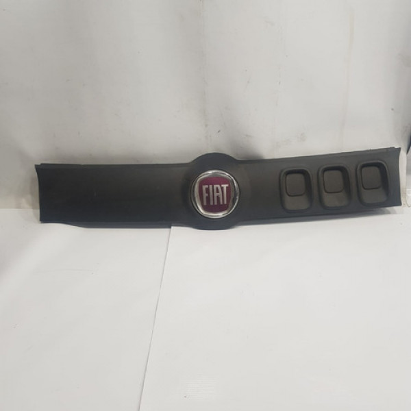 Grade Frontal Superior Uno Vivace 2014   N308