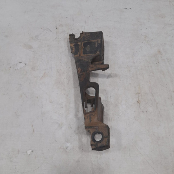 Guia Do Parachoque Dianteiro Direito Citroen C4 2010  I346