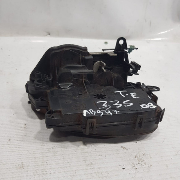 Fechadura Porta Traseira Esquerda Bmw 335i 2008 Ab949