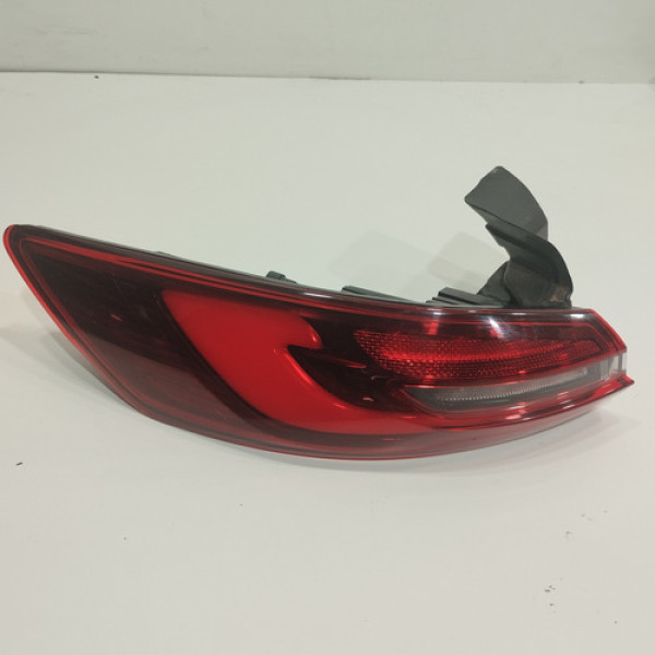 Lanterna Led Esquerda Fiat Fastback 2023 2024 Fg650