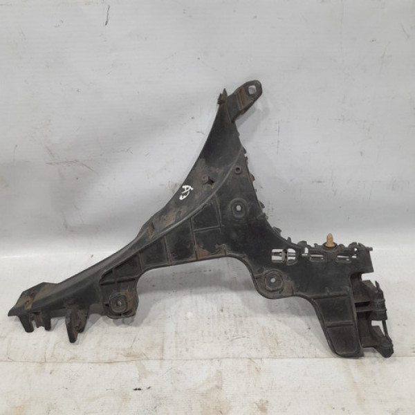 Suporte Do Parachoque Traseiro Direito A3 2010  I273