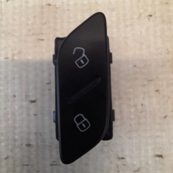 Botão Interruptor Volkswagen Jetta L.e 2.0 2011 A 2013 Yz67