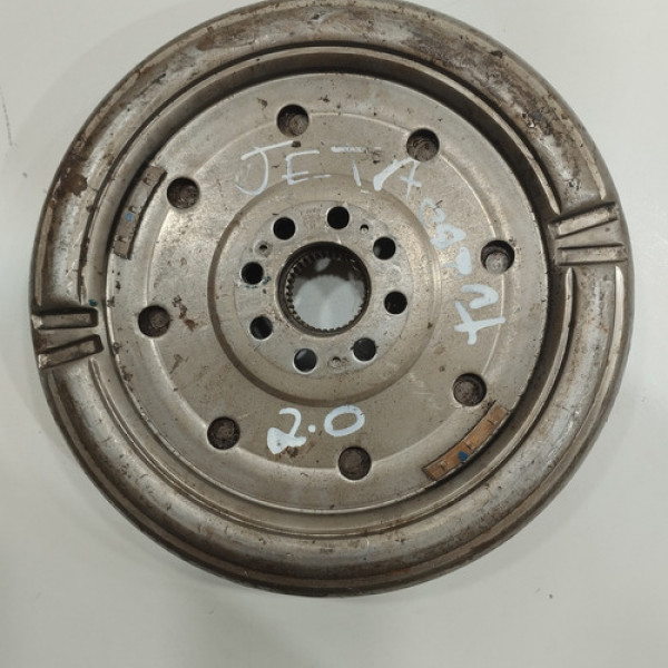 Volante Bimassa 8 Furos Jetta 2.0 Tsi 2011 12 13 14 2015 R20