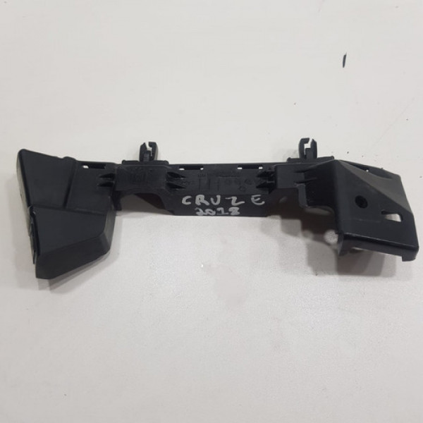 Guia Para-choque Lado Esquerdo Cruze 2017   I762