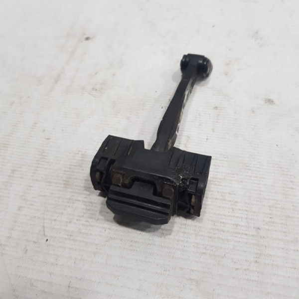 Limitador Da Porta Traseira Esquerda Bmw 320i 2016  Pq218