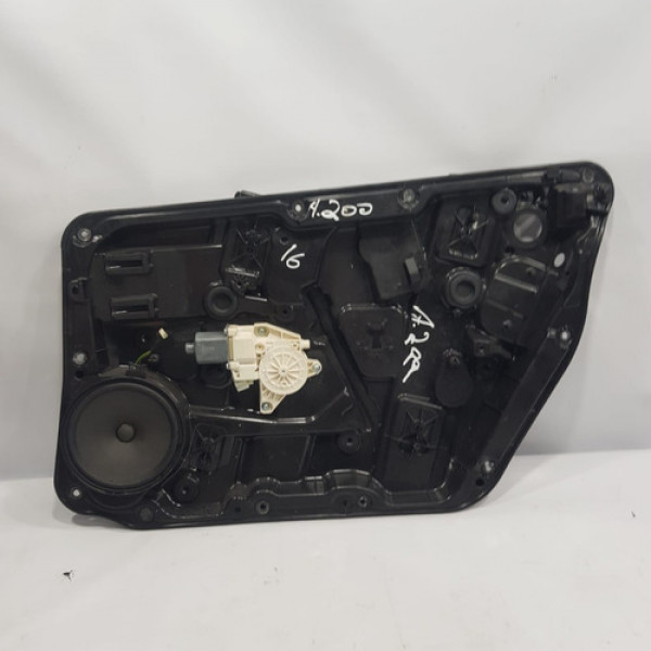 Máquina De Vidro Dianteiro Direito A200 2013 A 2015 C369  