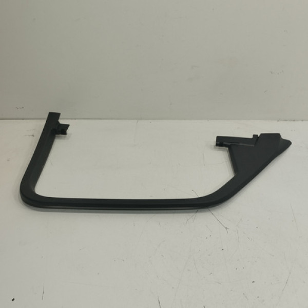 Guarnição Traseira Esquerda Audi Q3 2021 2022 2023 Bc1061