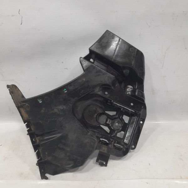 Guia Parachoque Traseiro Direito Volvo V40 2016 A 2019  I133