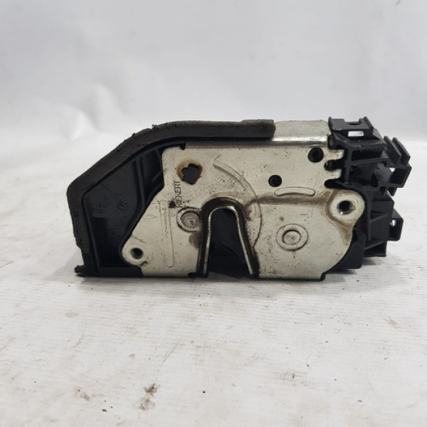 Fechadura Traseira Direita Bmw 120i 2016  C77