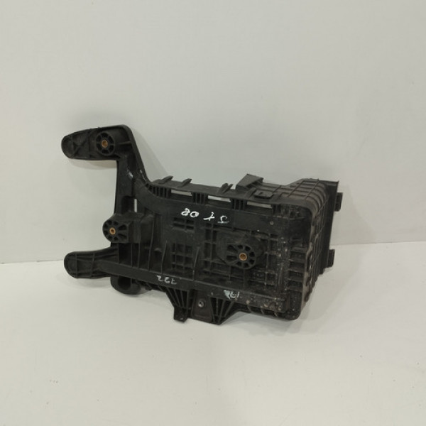 Suporte Caixa Bateria Volkswagen Jetta 2008 2012  Qr64