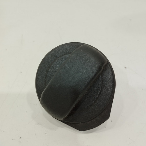 Tampa Tanque Combustível Audi Q3 2010 2011 2012 Ij480