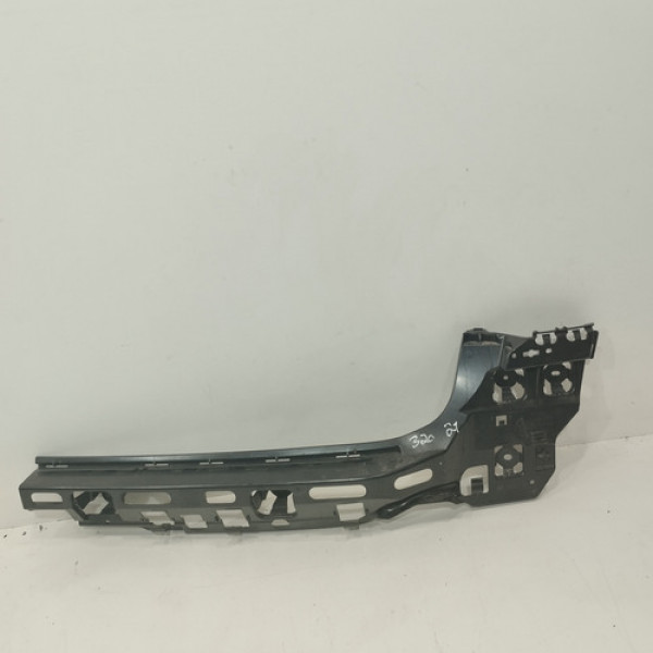 Guia Parachoque Traseiro Direito Bmw 320i 2019 2022 I855