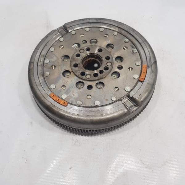 Volante Bimassa Mercedes A200 2013 A 2015 R31