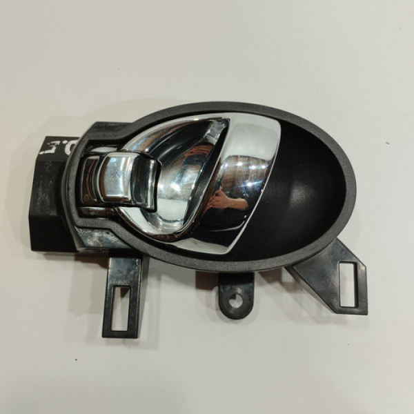 Maçaneta Interna Dianteira Esquerda  Versa 2012   2018 Ab113