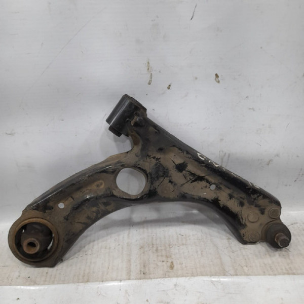 Bandeja Balança Dianteiro Direito Com Pivô Onix 18 St24