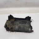 Suporte Da Caixa De Bateria Tracker 2013  Qr183