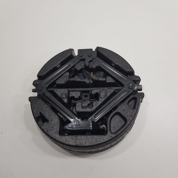 Kit Isopor Chave De Roda Macaco Cruze Hatch 2017 A 2020  A08