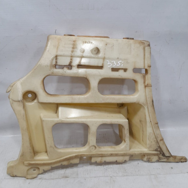 Guia Do Parachoque T.e Com Detalhe Bmw 335i 2008 I304