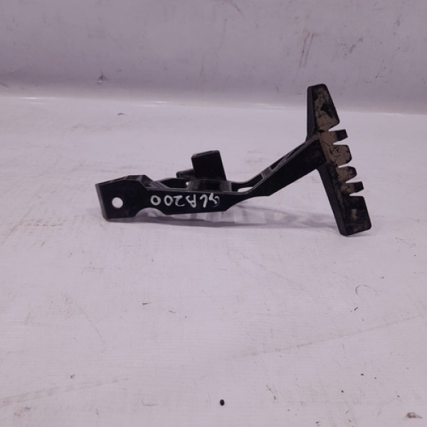 Guia Parachoque Tras Direito Mercedes-benz Gla200 2019 I702