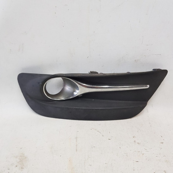 Grade Farol  Milha Direita Jac J5 2011 12 13  Avaria  O68