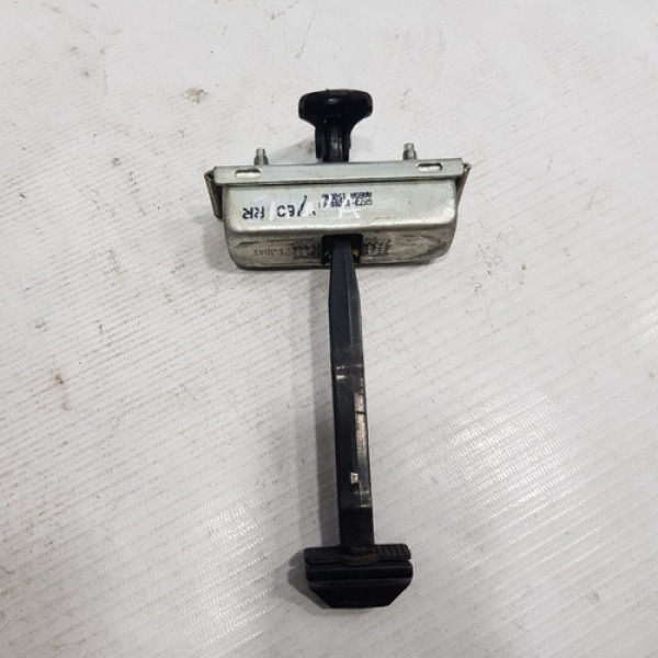 Limitador Da Porta Traseira Direita Jaguar Xe 2016  Pq197