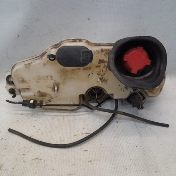 Reservatório Partida Frio E Limpador Logan 2012 A 2016 Ij154