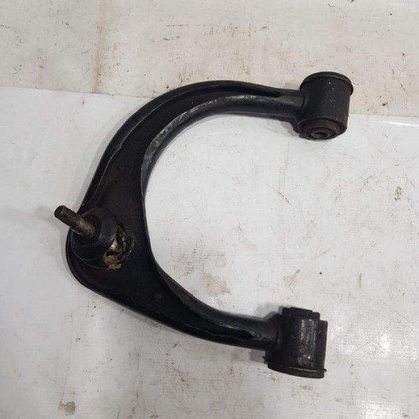 Balança Bandeja Dianteira Di Avaria No Pivô Hilux 05 14 St85