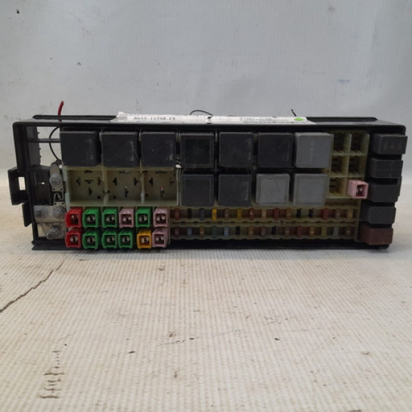 Caixa De Fusíveis Land Rover Discovery 4  3.0 V6 2011  Lm546